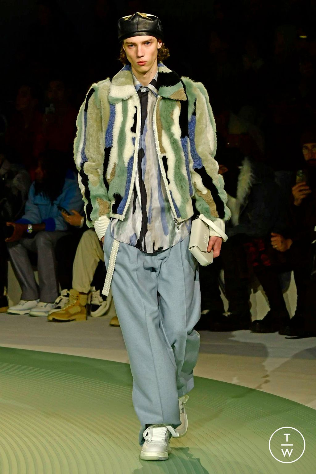 Fashion Week Paris Fall/Winter 2023 look 23 from the Amiri collection 男装