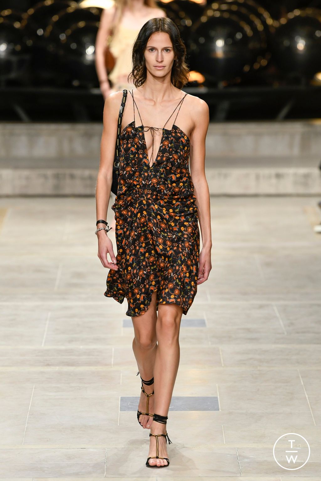 Fashion Week Paris Spring/Summer 2023 look 18 from the Isabel Marant collection 女装