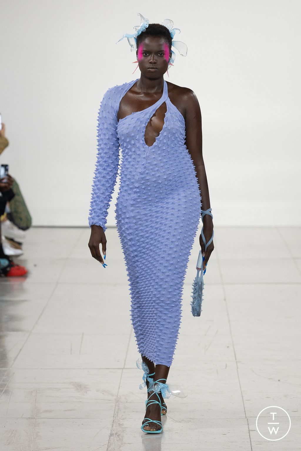 Fashion Week London Spring/Summer 2023 look 11 from the Chet Lo collection womenswear
