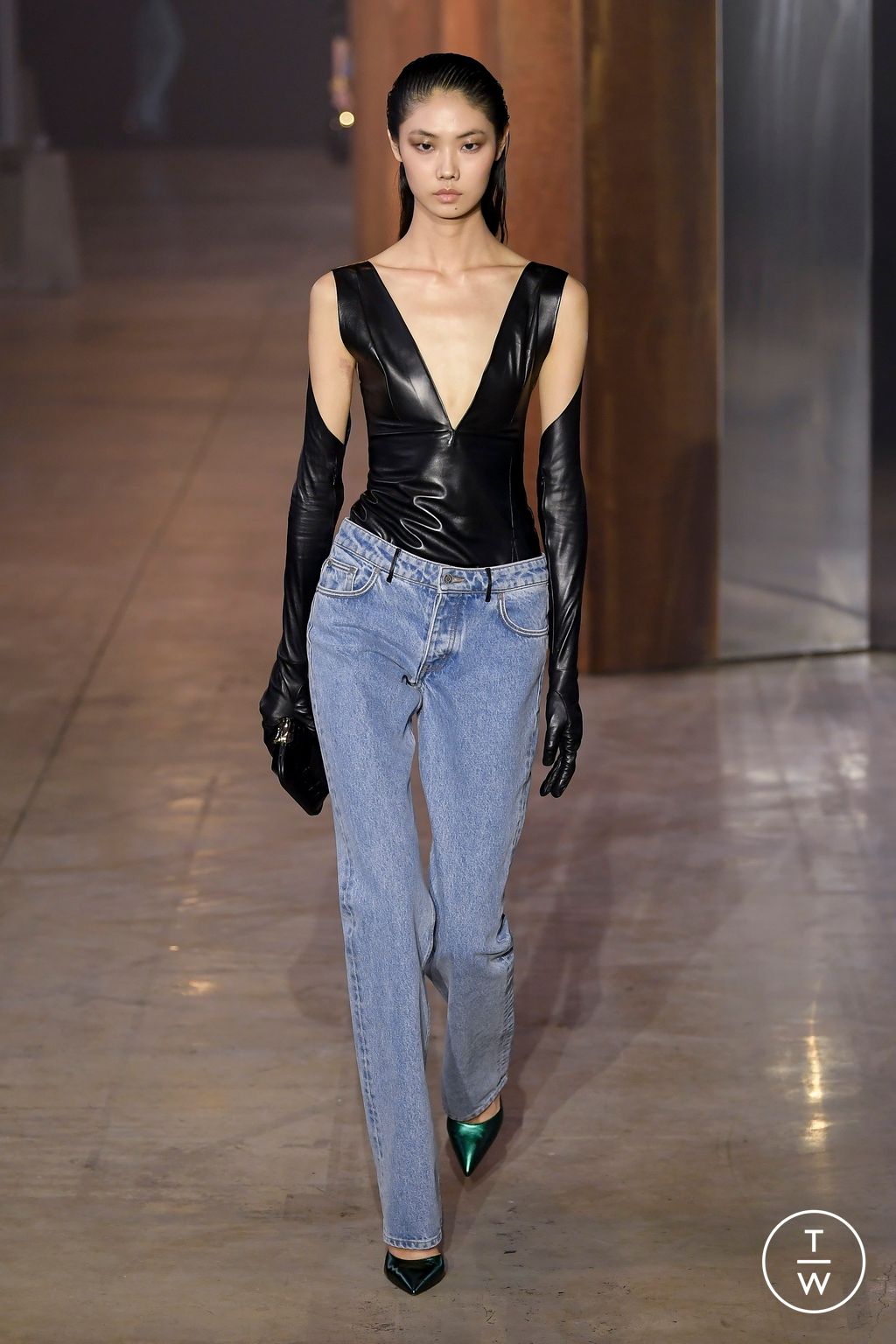 Fashion Week Milan Spring/Summer 2023 look 33 from the Bally collection 女装