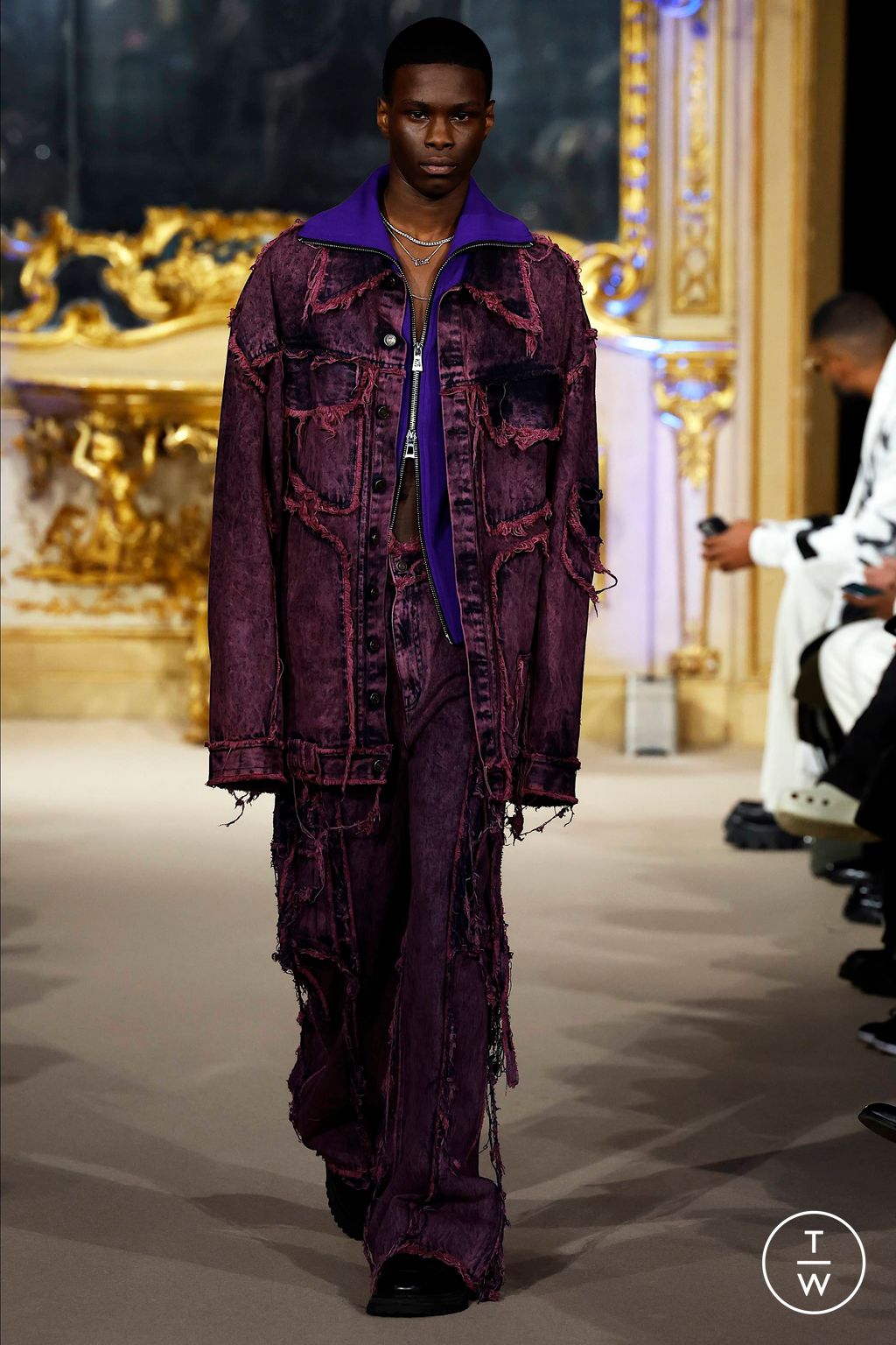 Fashion Week Milan Fall/Winter 2023 look 22 from the Dhruv-Kapoor collection menswear