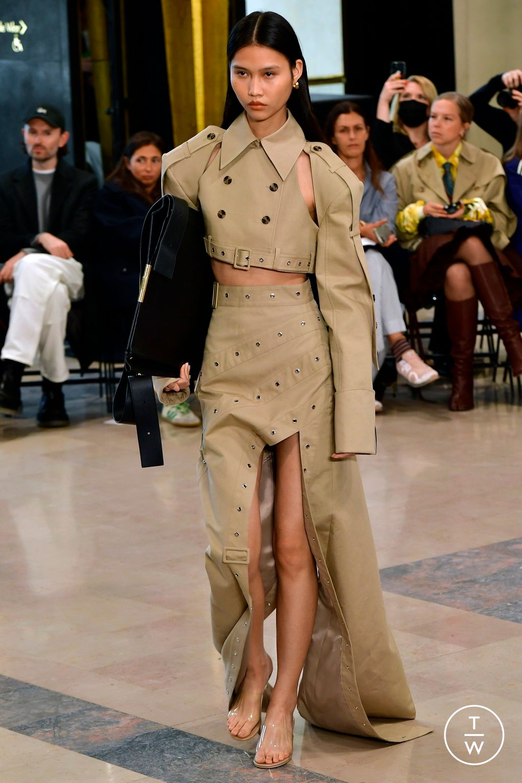 Fashion Week Paris Spring/Summer 2023 look 7 from the Rokh collection 女装