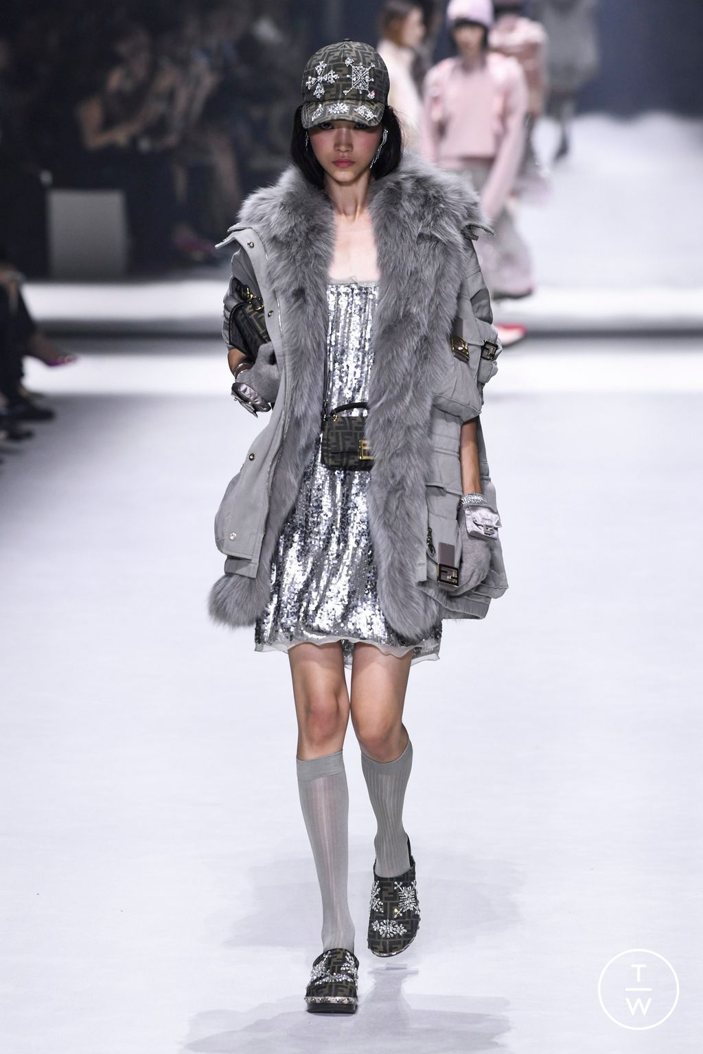 Fashion Week New York Resort 2023 look 16 from the Fendi collection womenswear