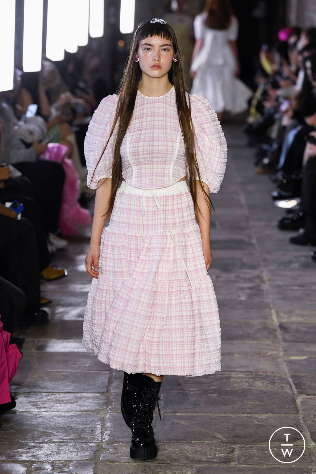 Fashion Week London Spring/Summer 2023 look 3 from the BMUET(TE) collection womenswear