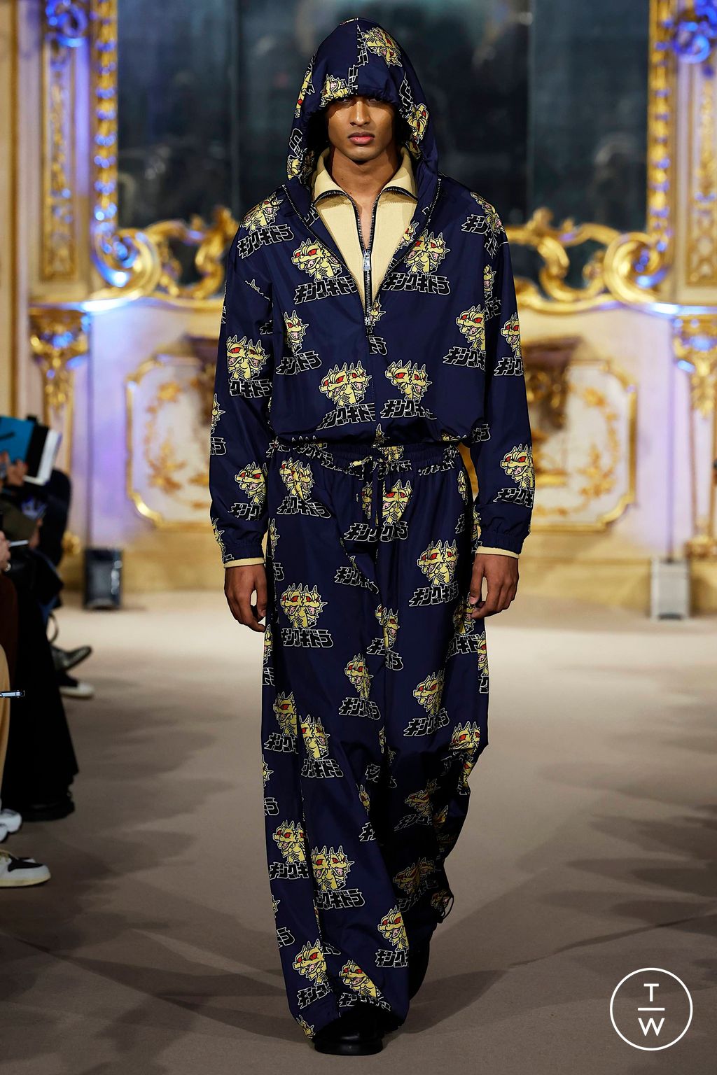 Fashion Week Milan Fall/Winter 2023 look 16 from the Dhruv-Kapoor collection 男装