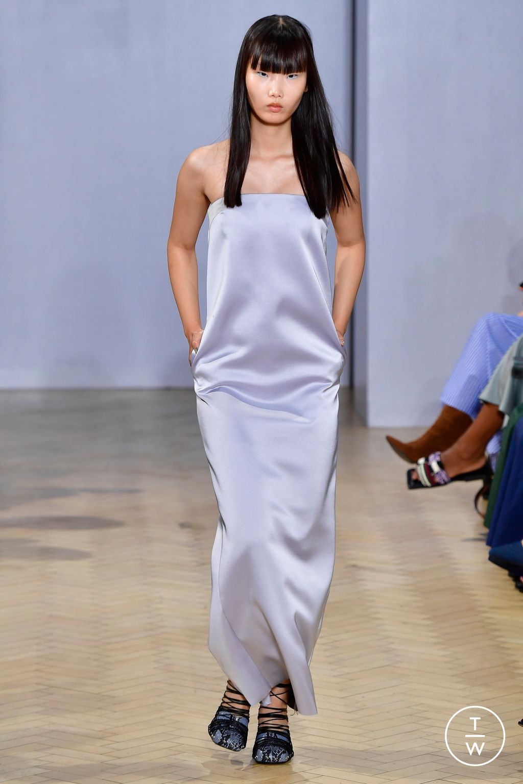 Fashion Week London Spring/Summer 2023 look 3 from the 16Arlington collection 女装
