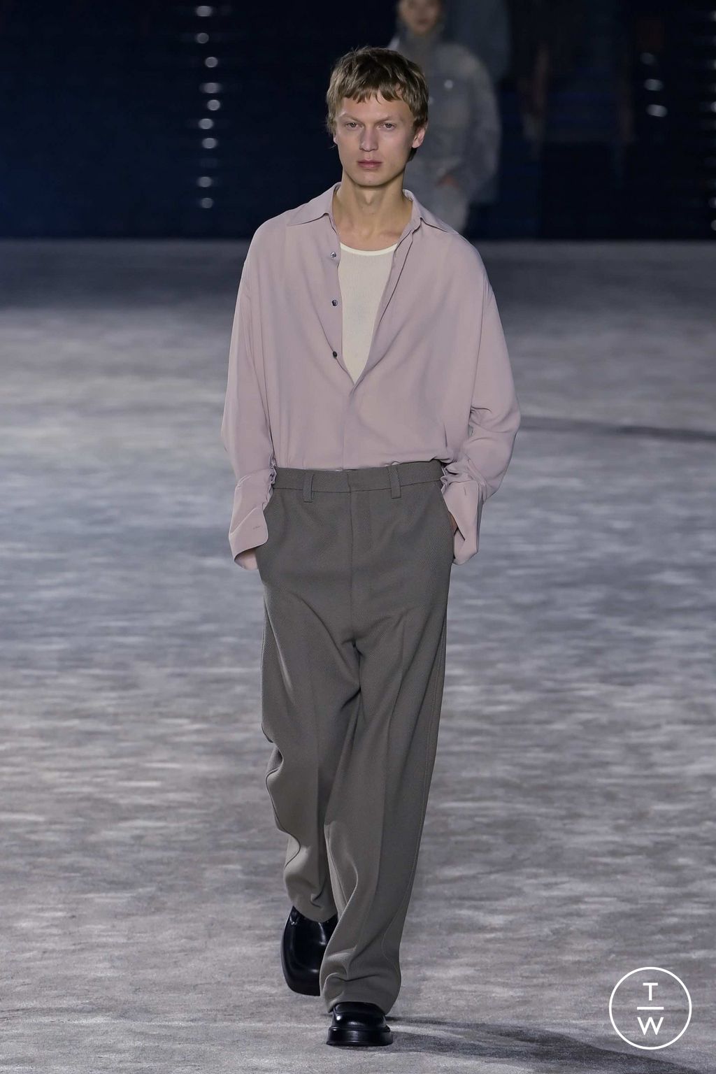Fashion Week Paris Fall/Winter 2023 look 27 from the Ami collection 男装