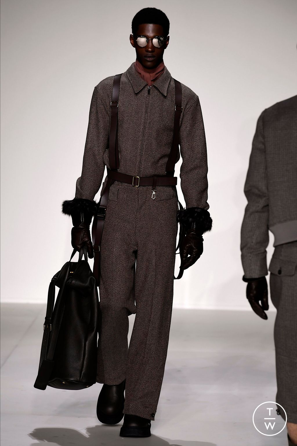 Fashion Week Milan Fall/Winter 2023 look 17 from the Emporio Armani collection menswear