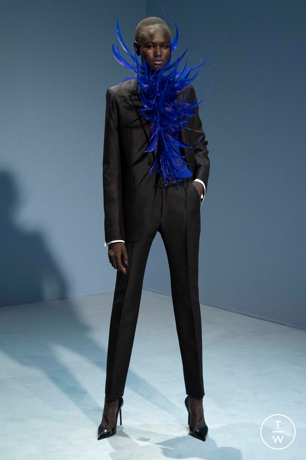 Fashion Week Paris Spring/Summer 2023 look 4 de la collection Jean Paul Gaultier couture