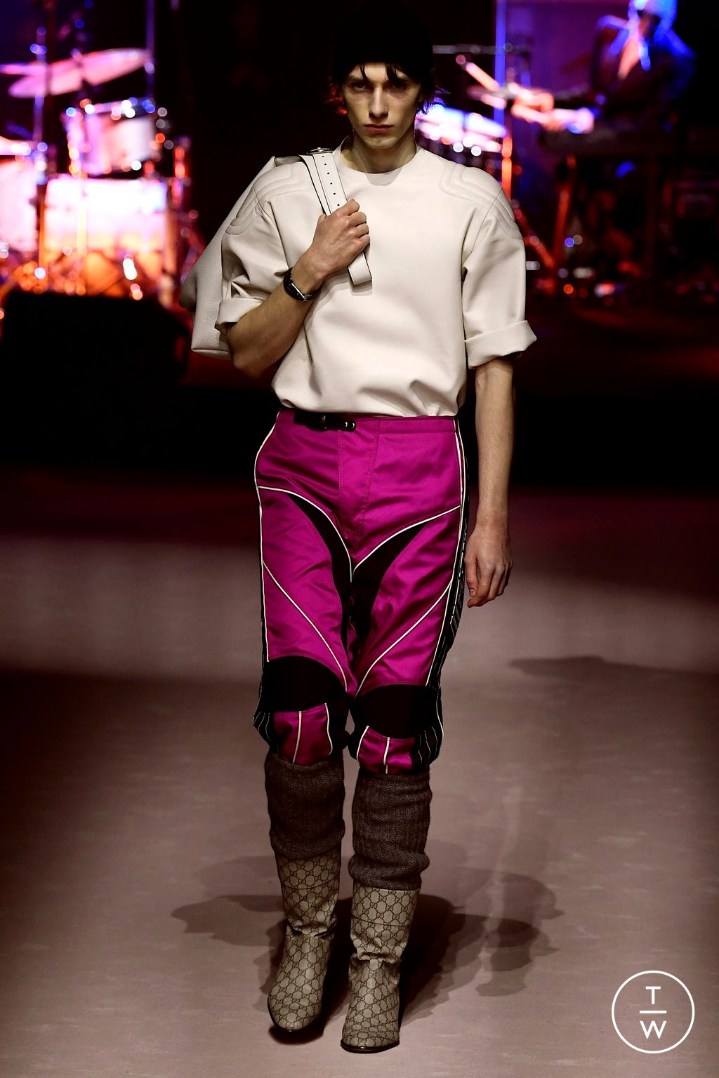 Fashion Week Milan Fall/Winter 2023 look 36 de la collection Gucci menswear