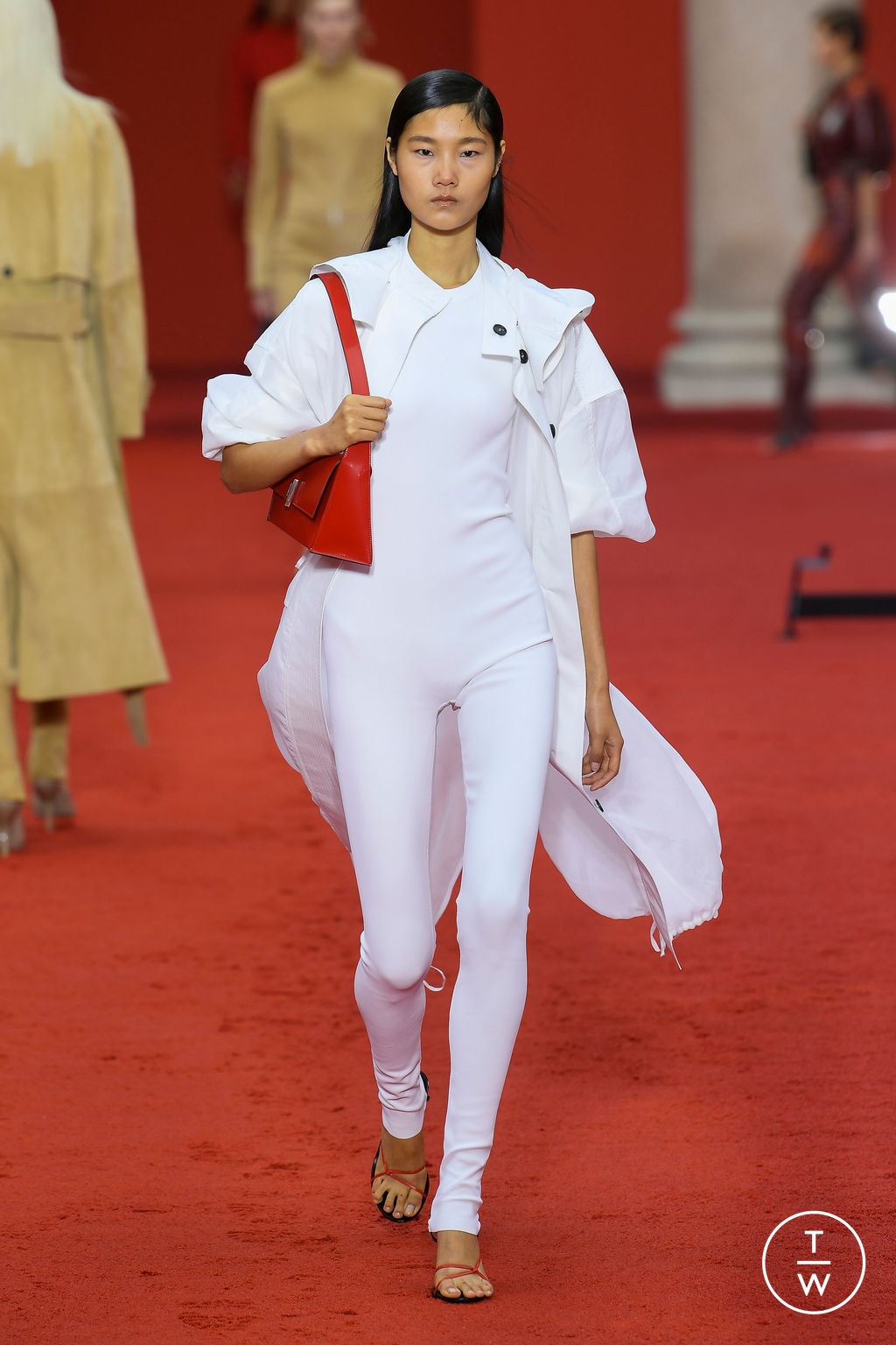 Fashion Week Milan Spring/Summer 2023 look 20 from the Ferragamo collection womenswear