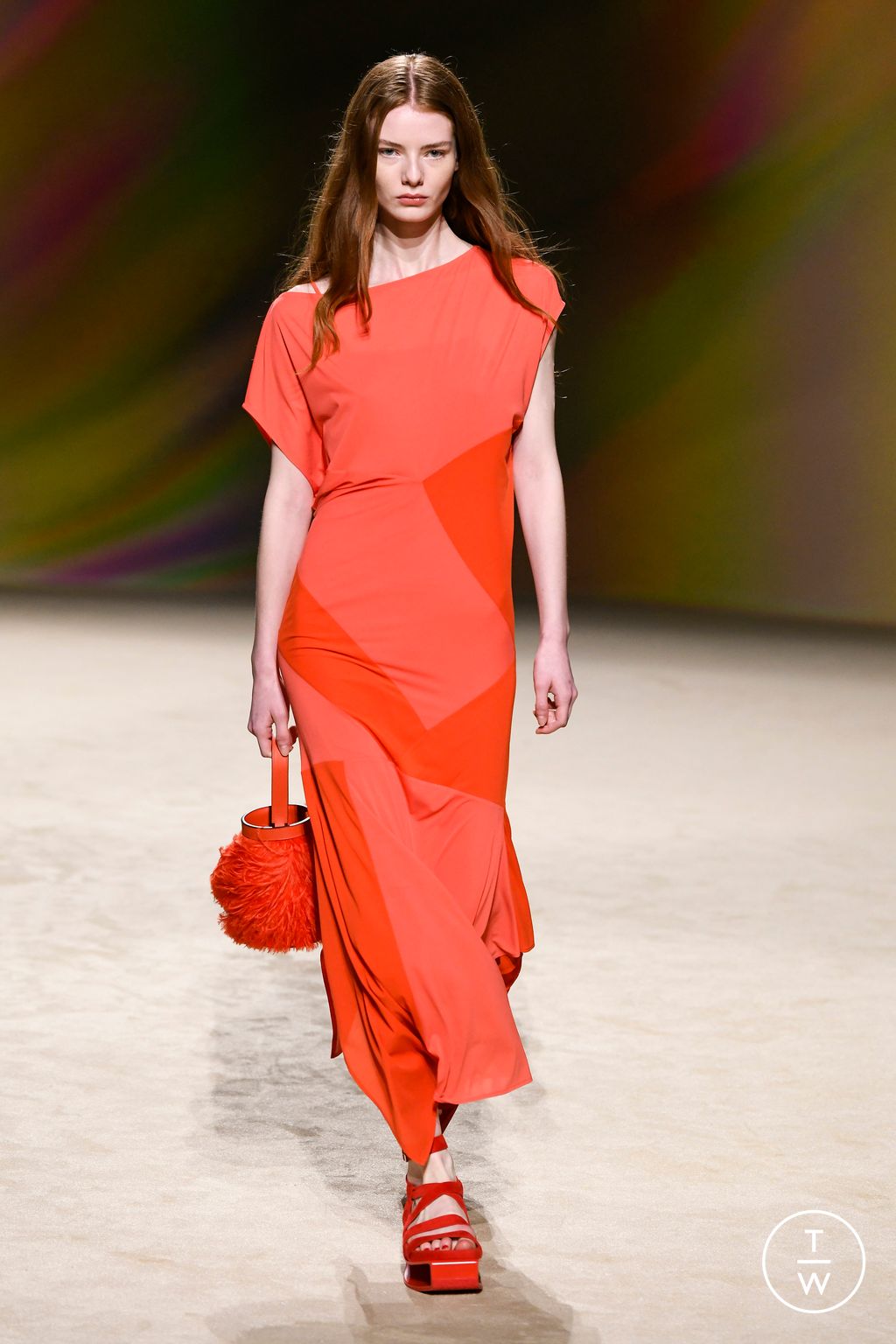 Fashion Week Paris Spring/Summer 2023 look 34 from the Hermès collection 女装