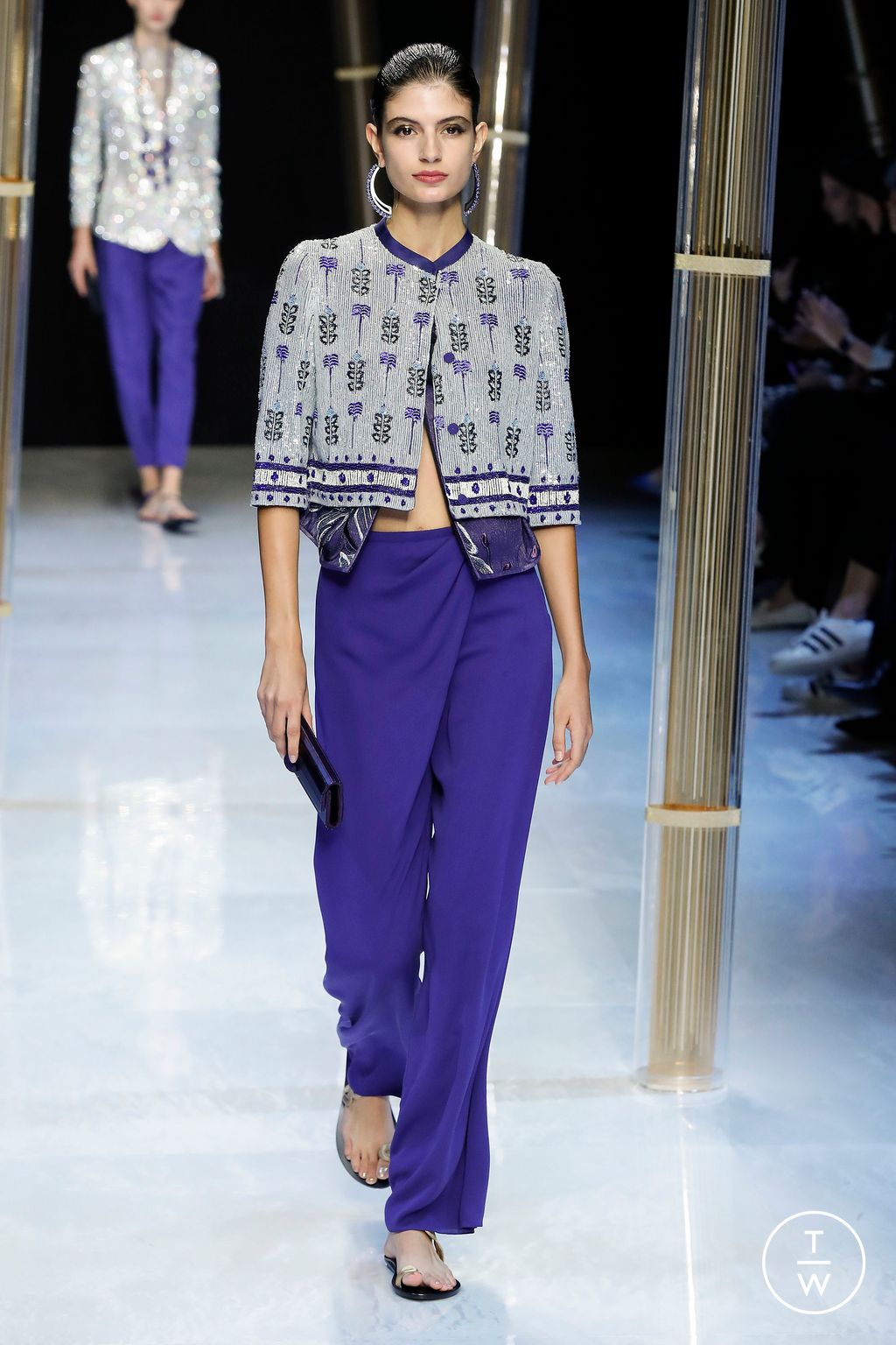 Fashion Week Milan Spring/Summer 2023 look 31 from the Giorgio Armani collection womenswear