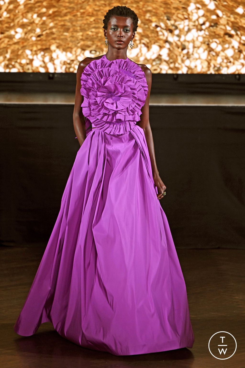 Fashion Week New York Spring/Summer 2023 look 11 from the Naeem Khan collection womenswear