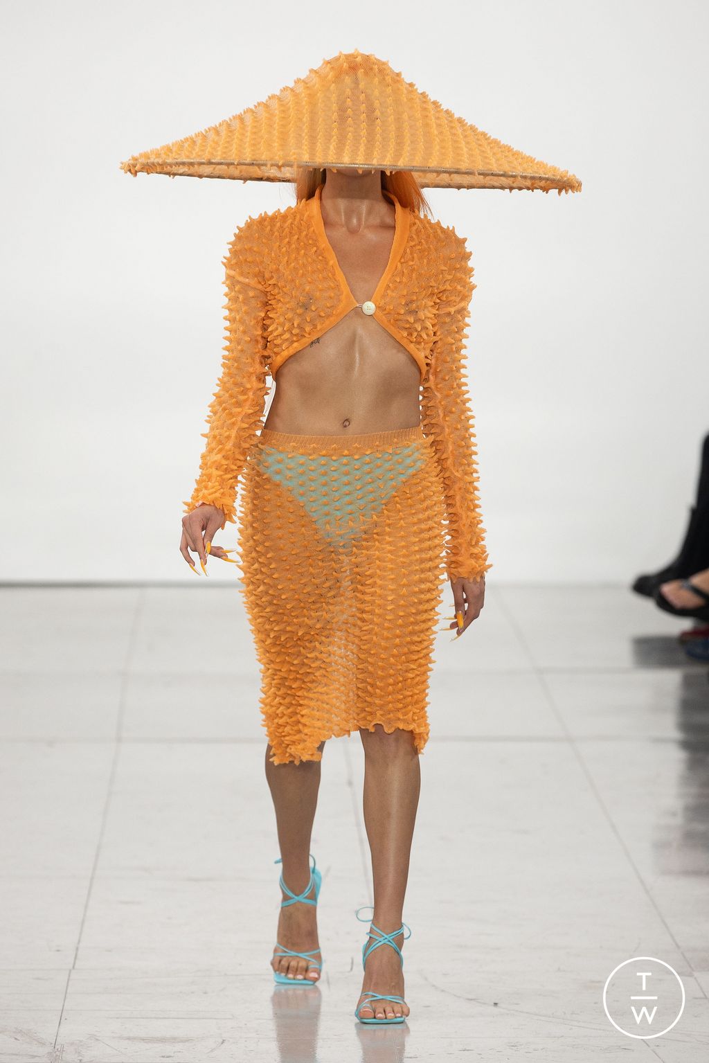 Fashion Week London Spring/Summer 2023 look 15 from the Chet Lo collection womenswear
