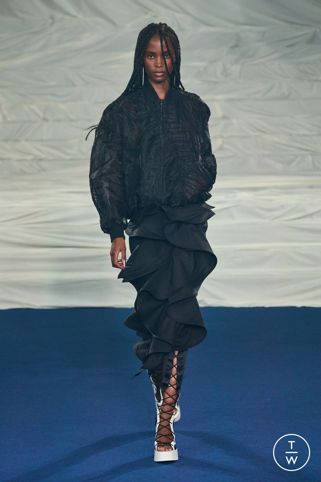 Fashion Week Paris Spring/Summer 2023 look 23 from the Rochas collection womenswear