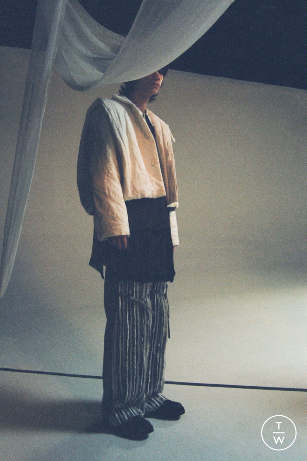 Fashion Week London Fall/Winter 2021 look 10 from the Danshan collection 男装