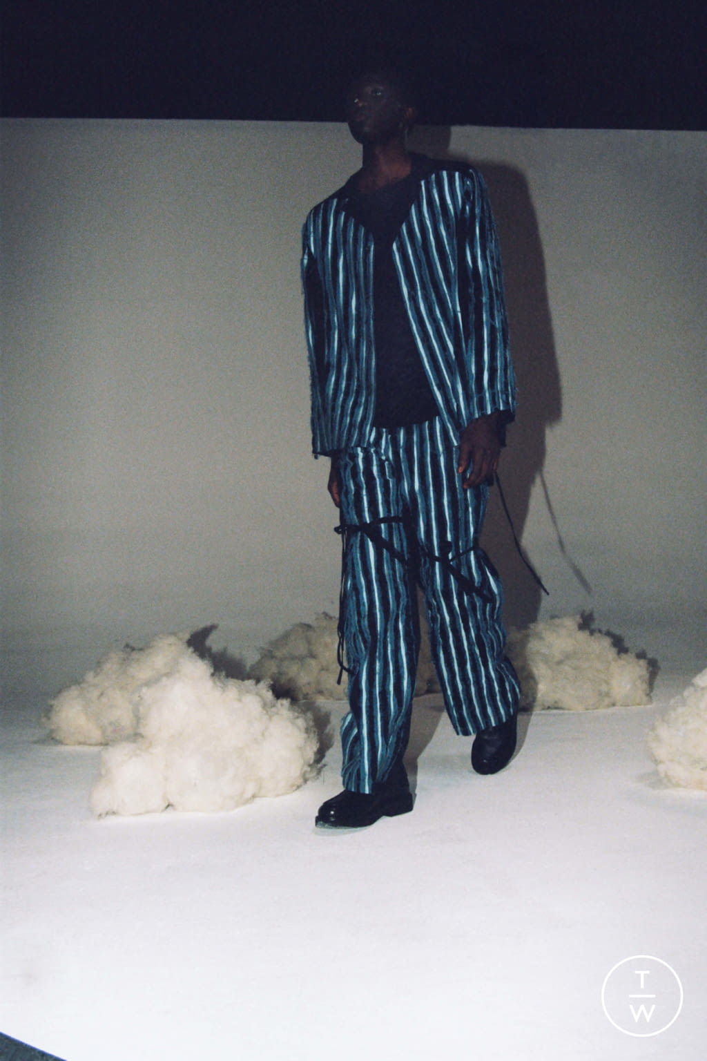 Fashion Week London Fall/Winter 2021 look 15 from the Danshan collection menswear