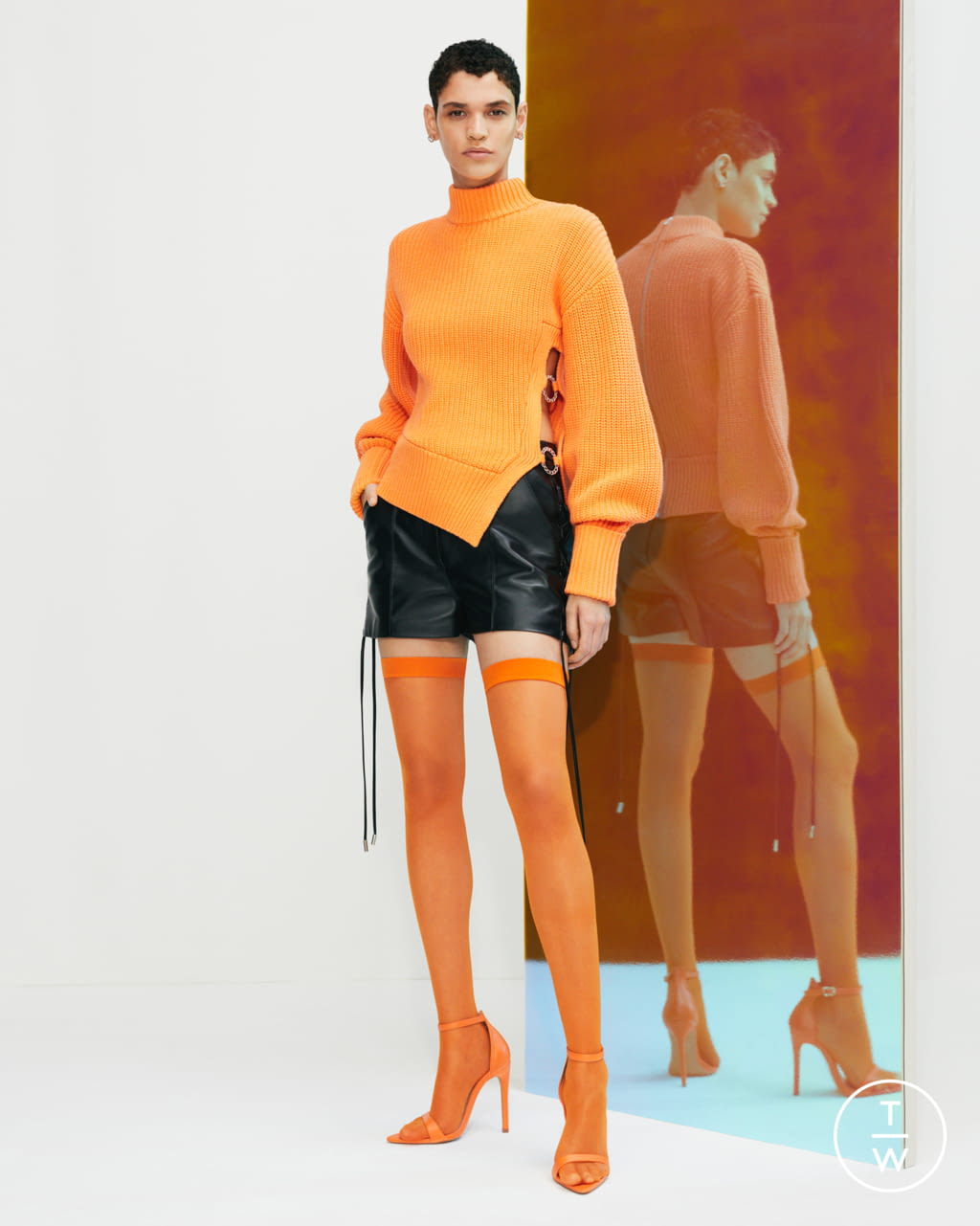 Fashion Week London Resort 2022 look 25 de la collection David Koma womenswear