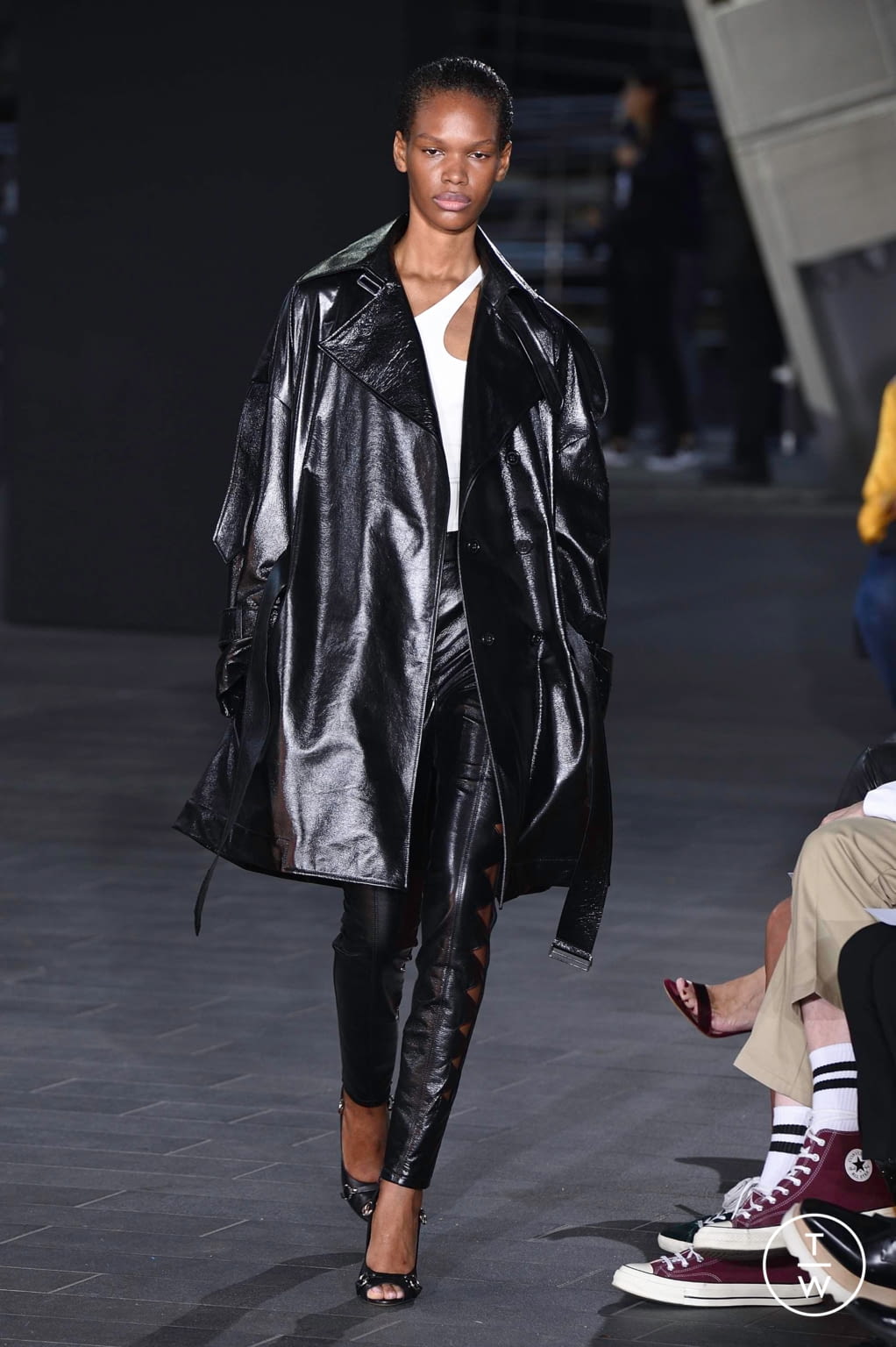 Fashion Week London Spring/Summer 2020 look 9 from the David Koma collection 女装