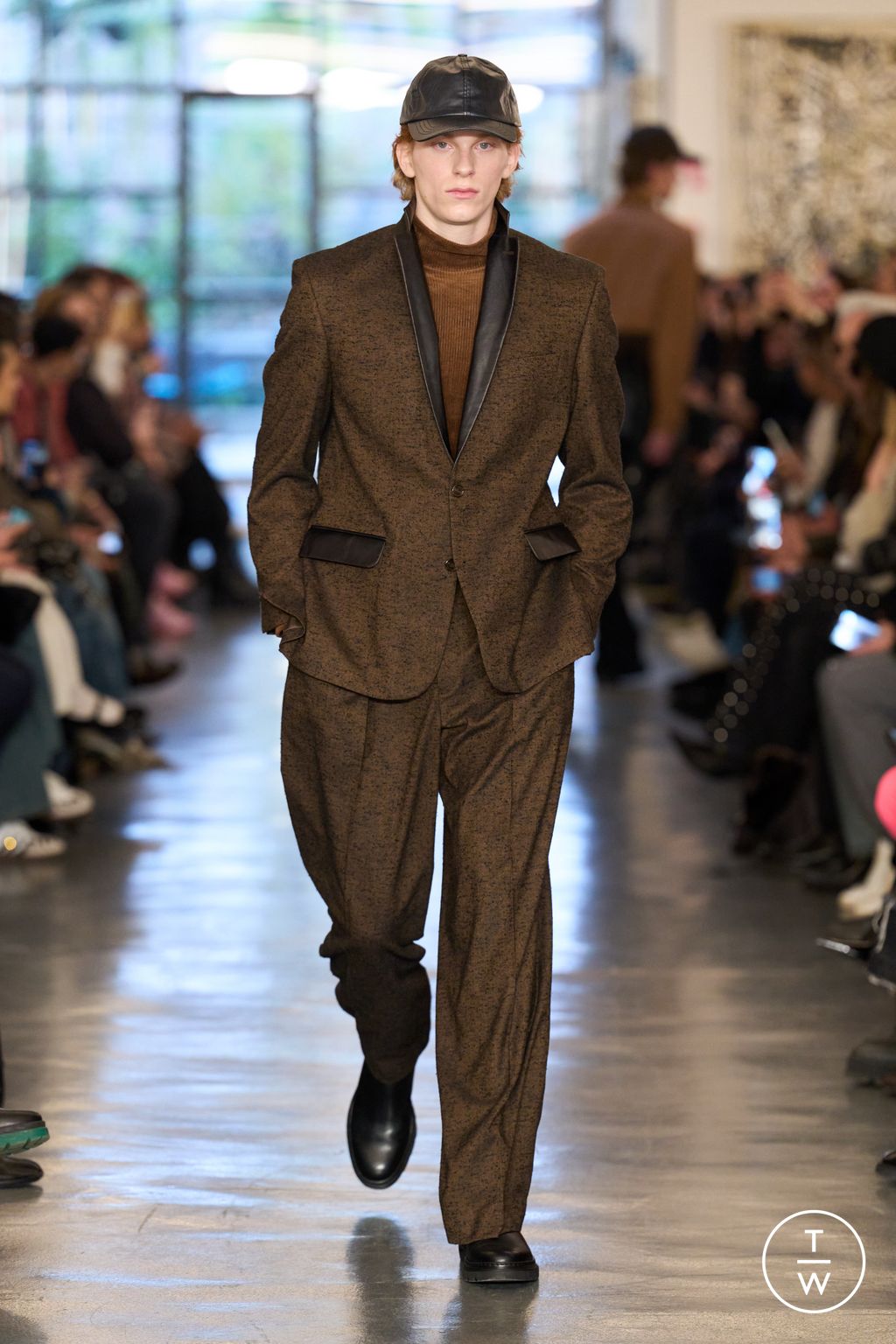Fashion Week Milan Fall/Winter 2026 look 11 from the David Catalan collection 男装