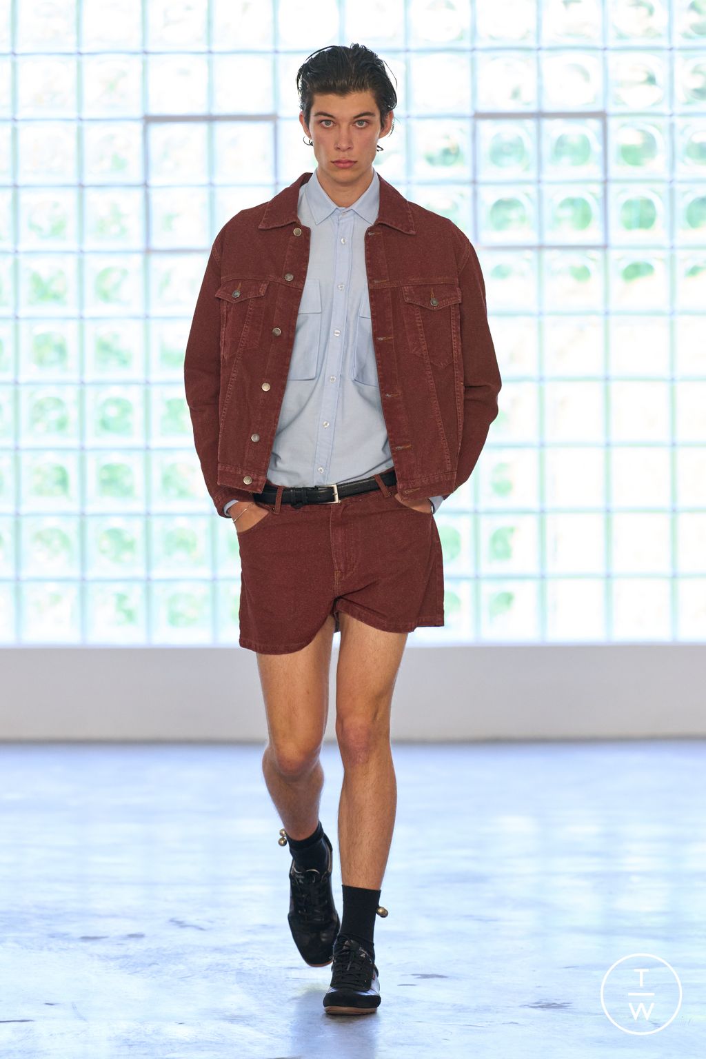 Fashion Week Milan Spring/Summer 2026 look 17 from the David Catalan collection menswear