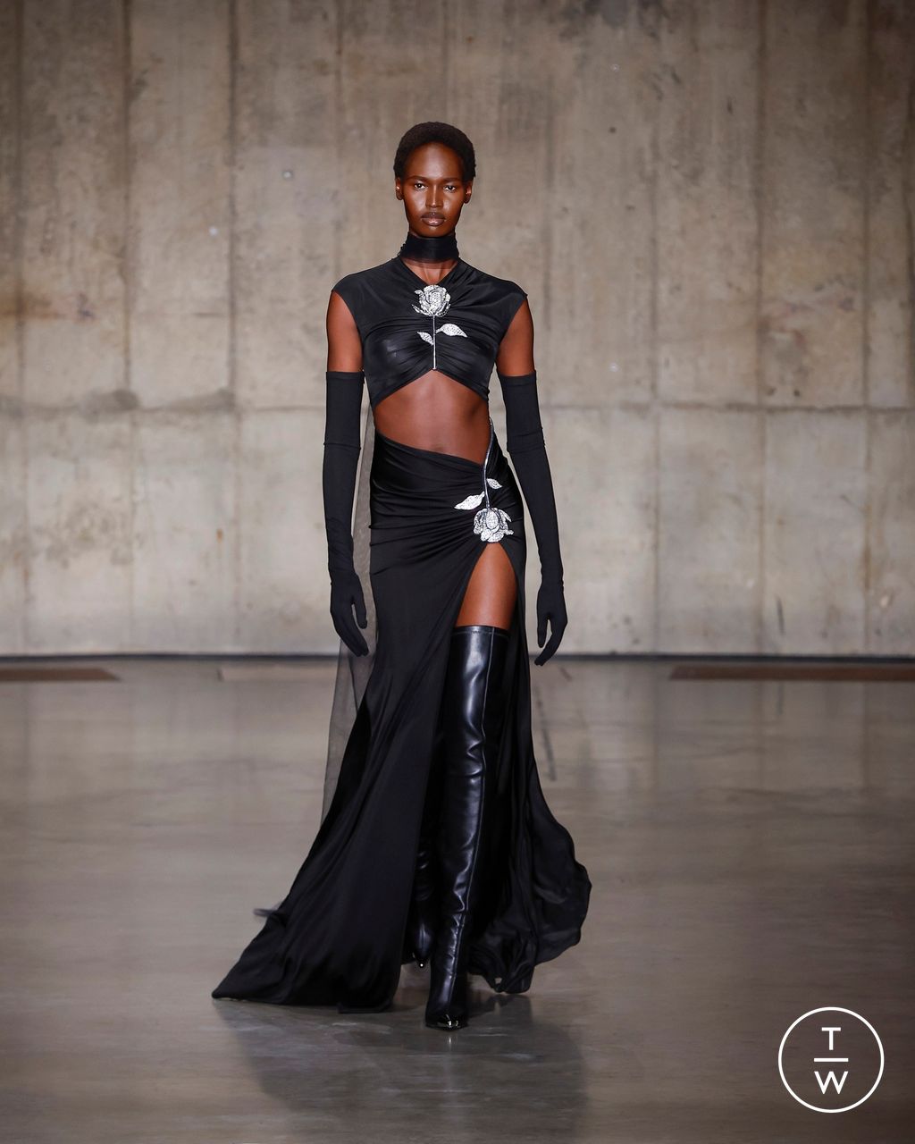 Fashion Week London Spring/Summer 2024 look 6 from the David Koma collection womenswear