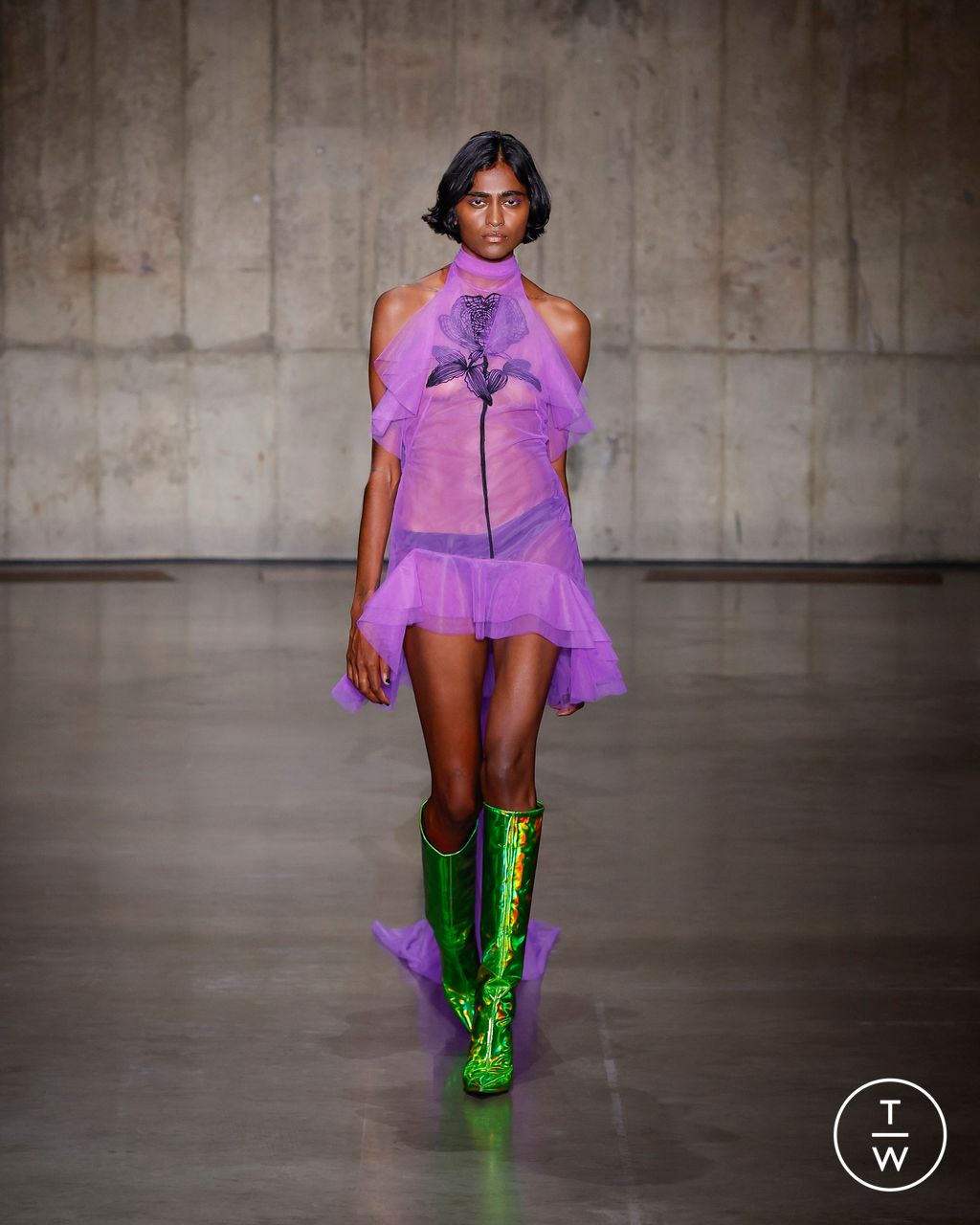 Fashion Week London Spring/Summer 2024 look 13 from the David Koma collection womenswear