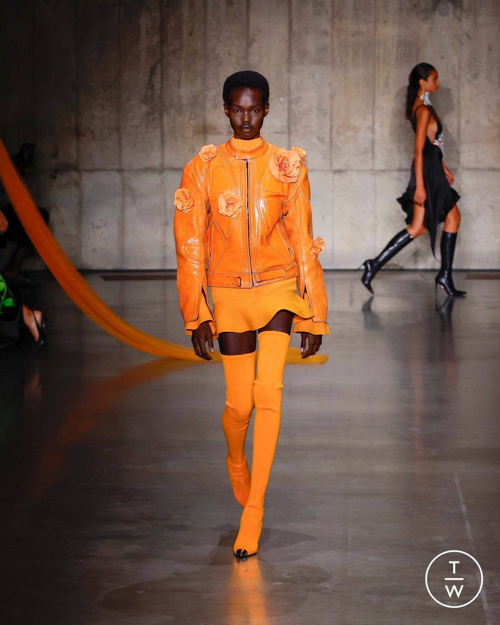 Fashion Week London Spring/Summer 2024 look 41 from the David Koma collection womenswear