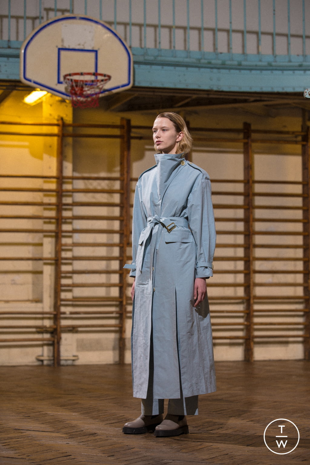 Fashion Week Paris Fall/Winter 2021 look 6 from the Dawei collection womenswear