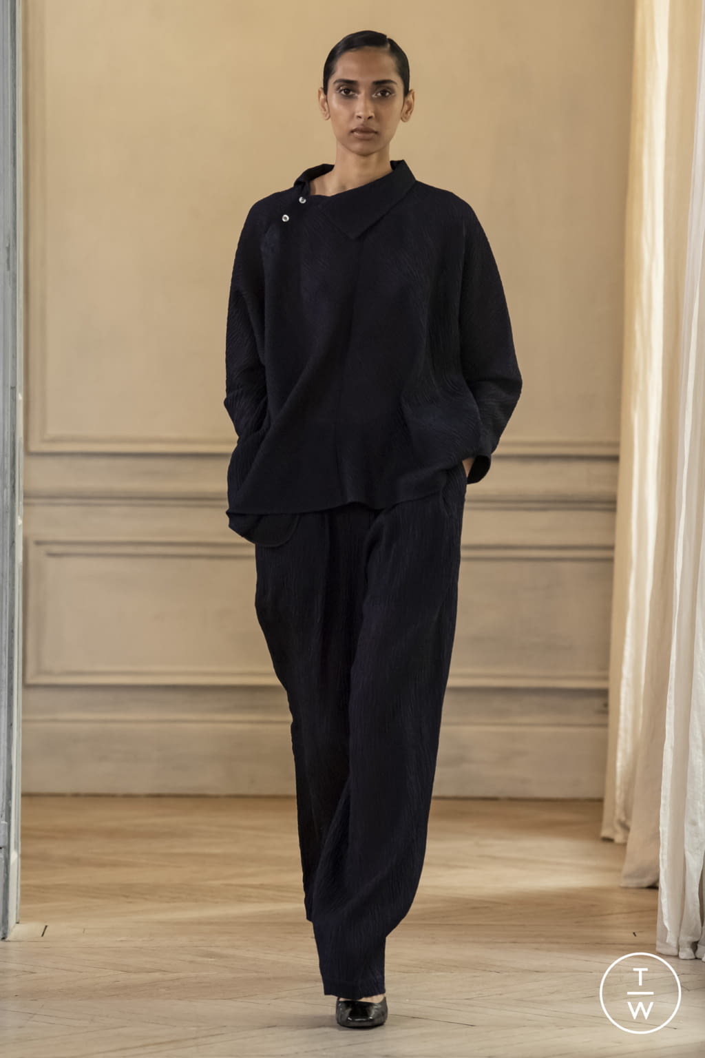 Fashion Week Paris Spring/Summer 2022 look 7 de la collection Dawei womenswear