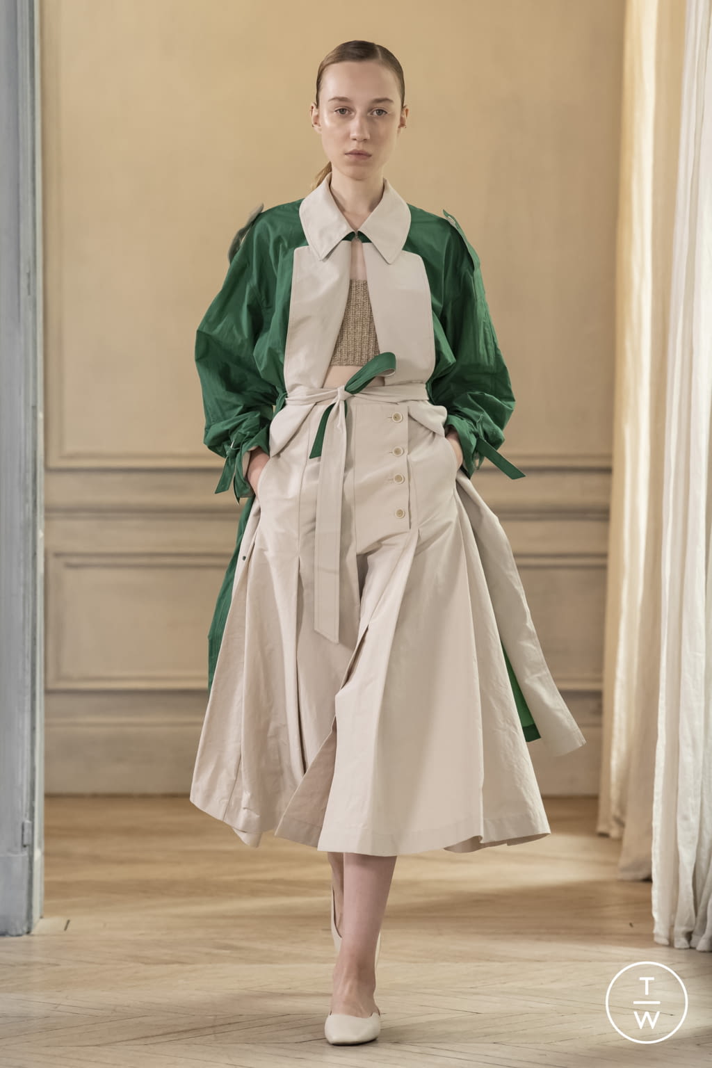 Fashion Week Paris Spring/Summer 2022 look 16 de la collection Dawei womenswear