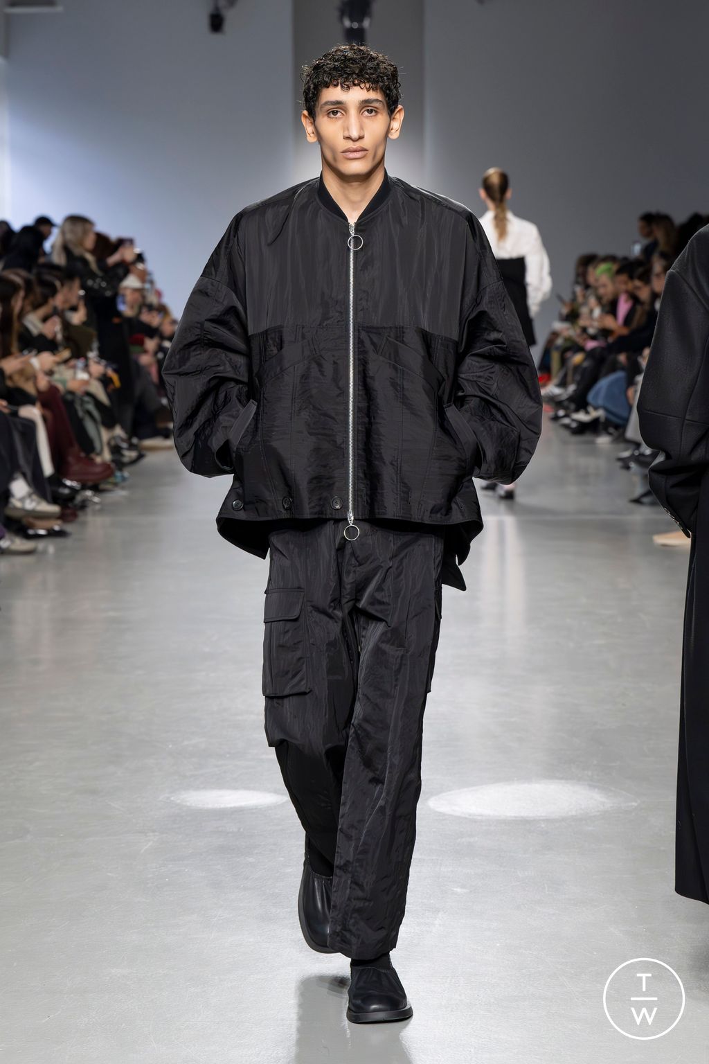 Fashion Week Paris Fall/Winter 2024 look 4 from the Dawei collection 女装