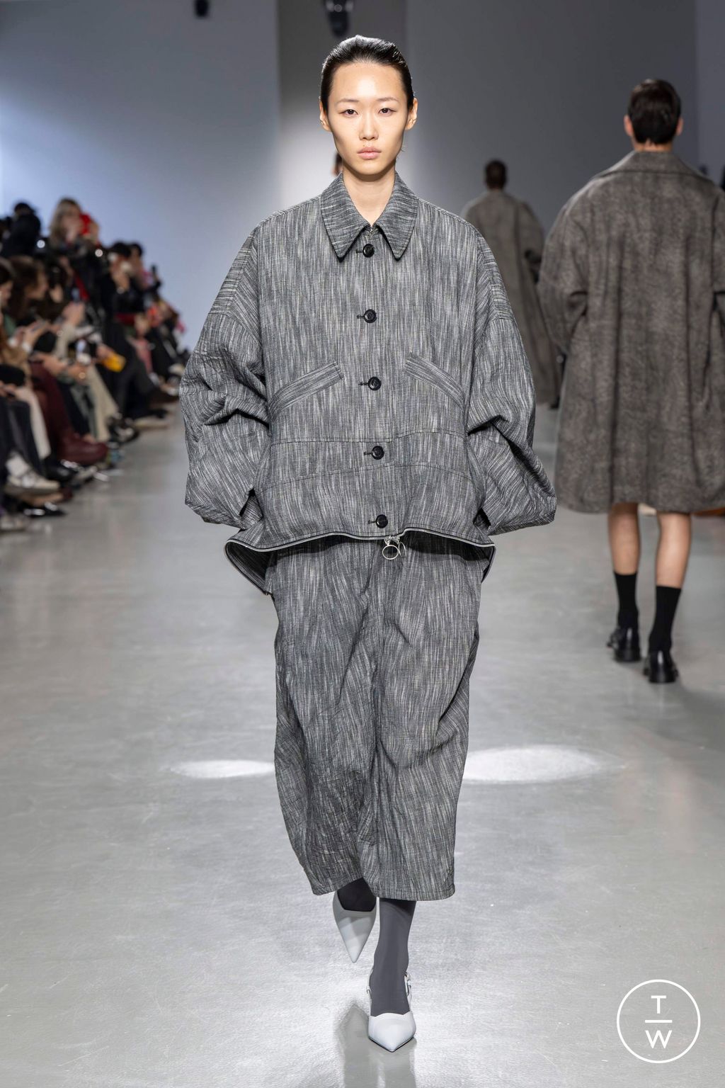 Fashion Week Paris Fall/Winter 2024 look 14 from the Dawei collection womenswear