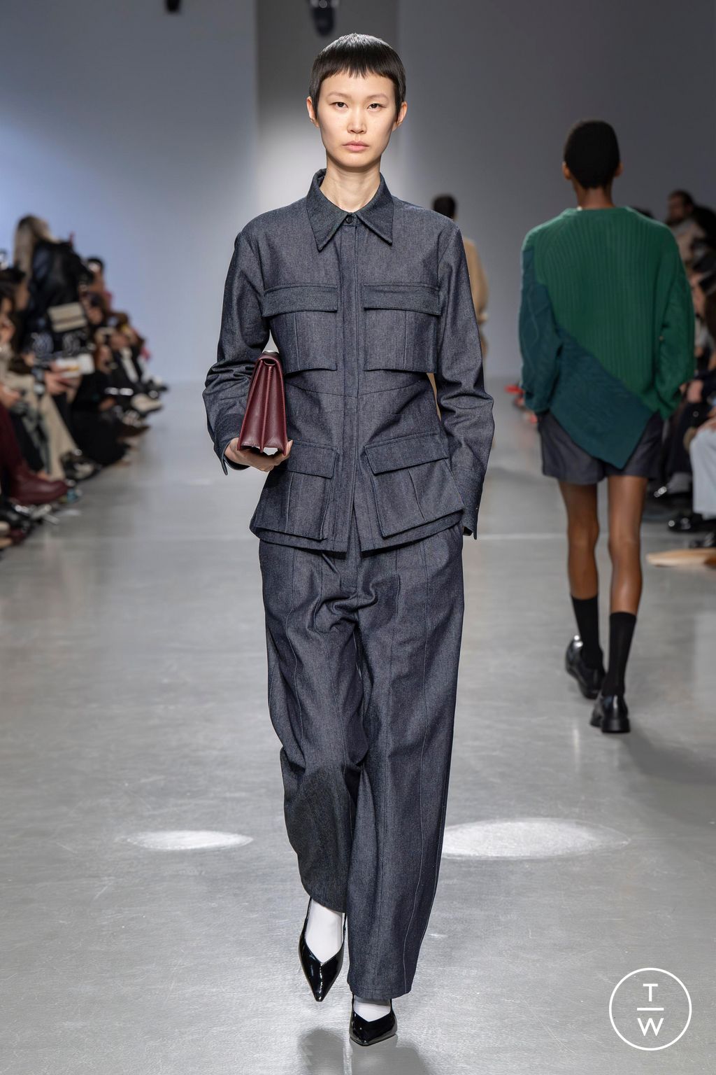 Fashion Week Paris Fall/Winter 2024 look 19 from the Dawei collection 女装