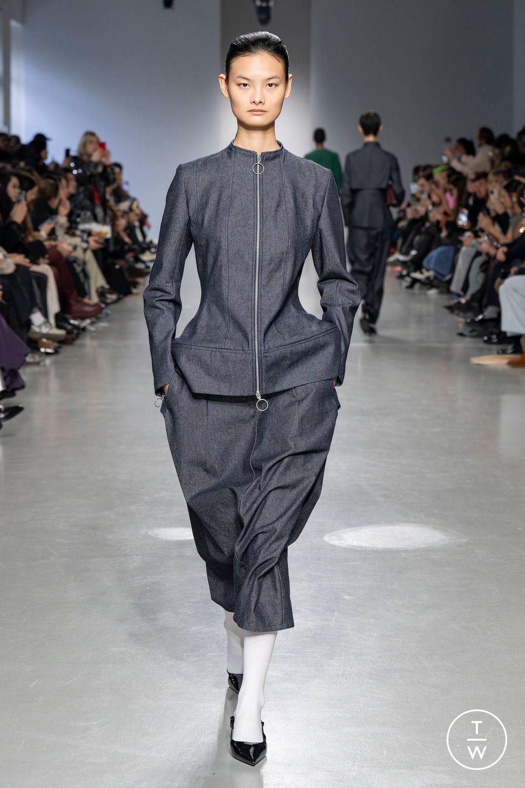 Fashion Week Paris Fall/Winter 2024 look 20 de la collection Dawei womenswear