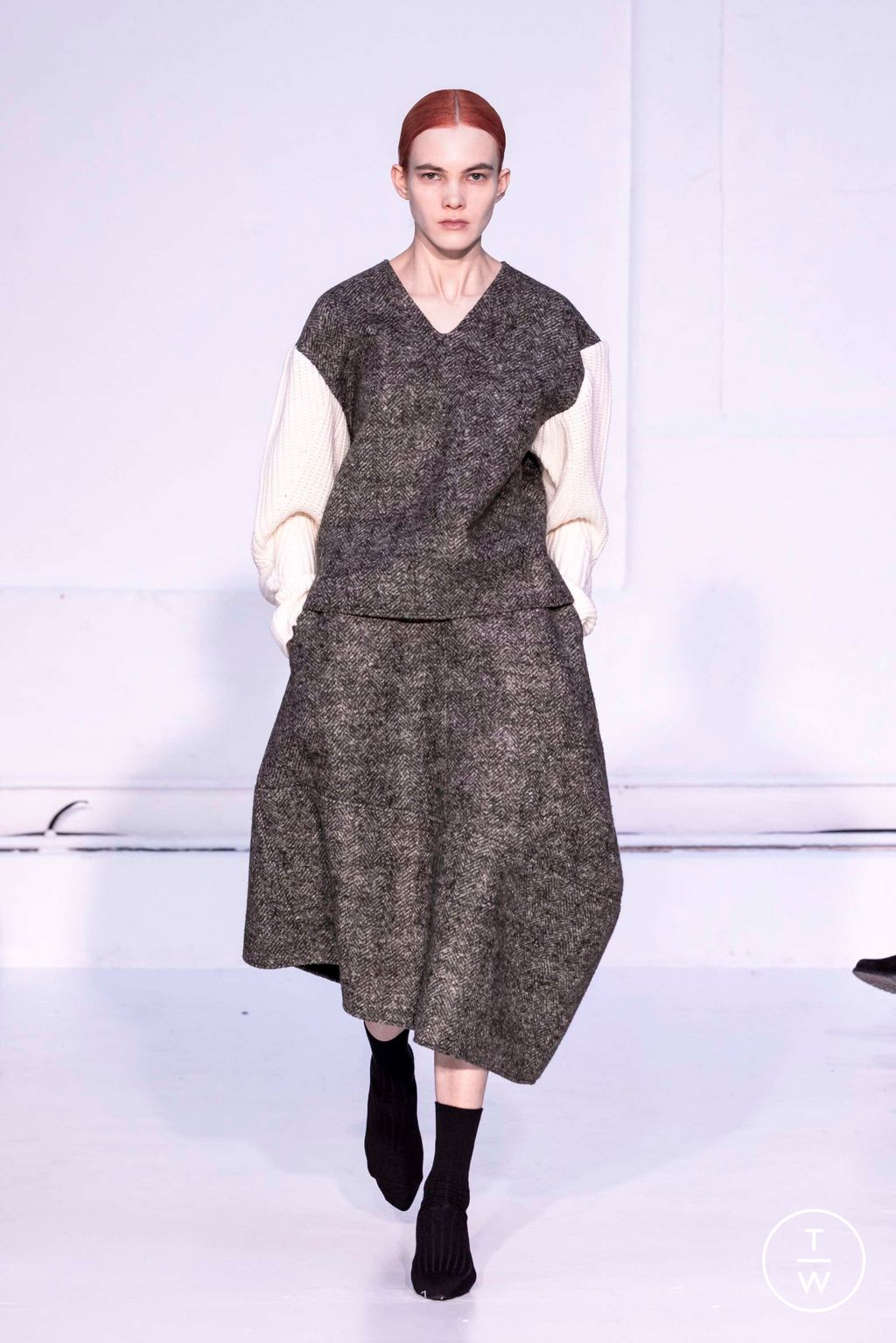 Fashion Week Paris Fall/Winter 2023 look 8 de la collection Dawei womenswear
