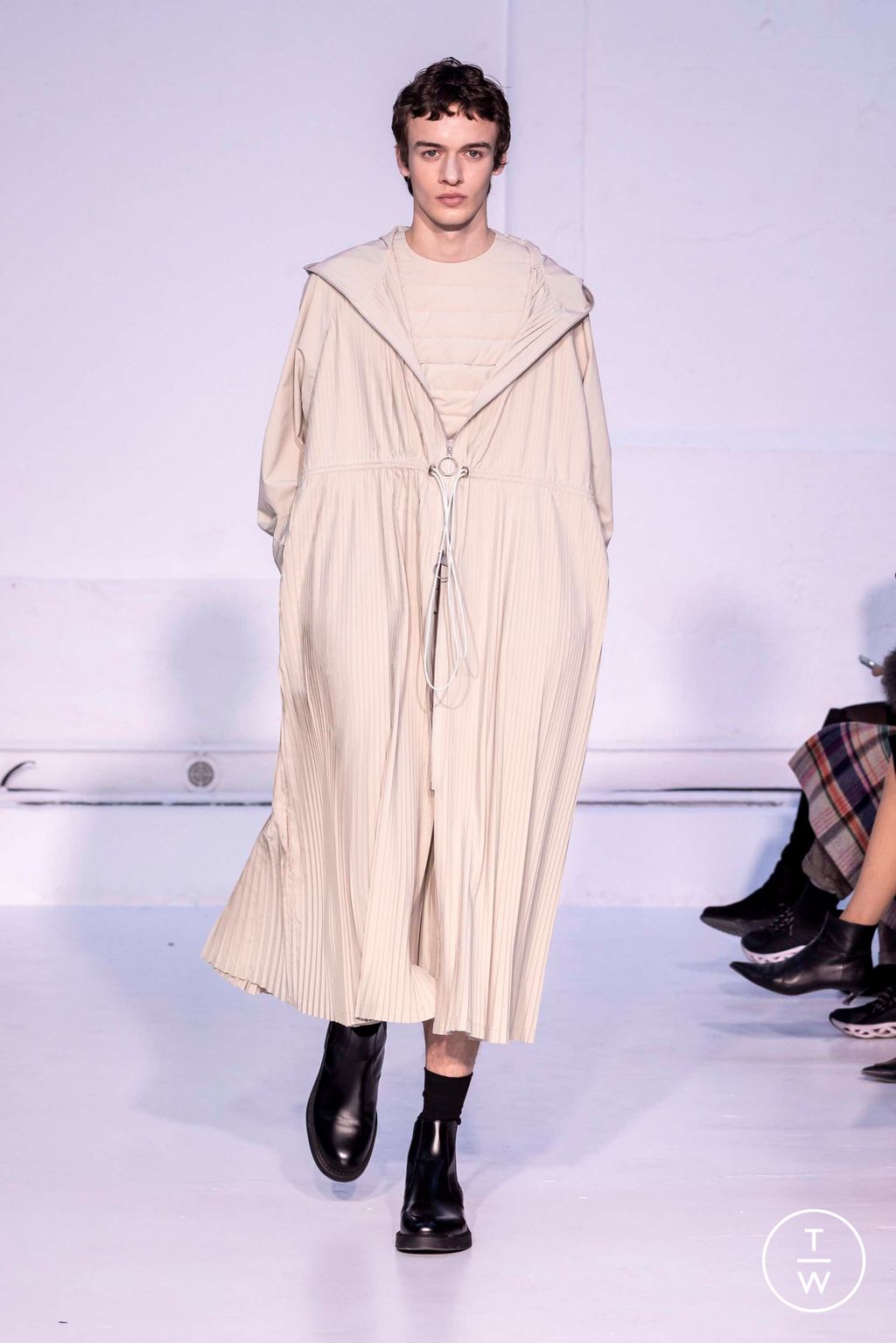 Fashion Week Paris Fall/Winter 2023 look 4 from the Dawei collection womenswear