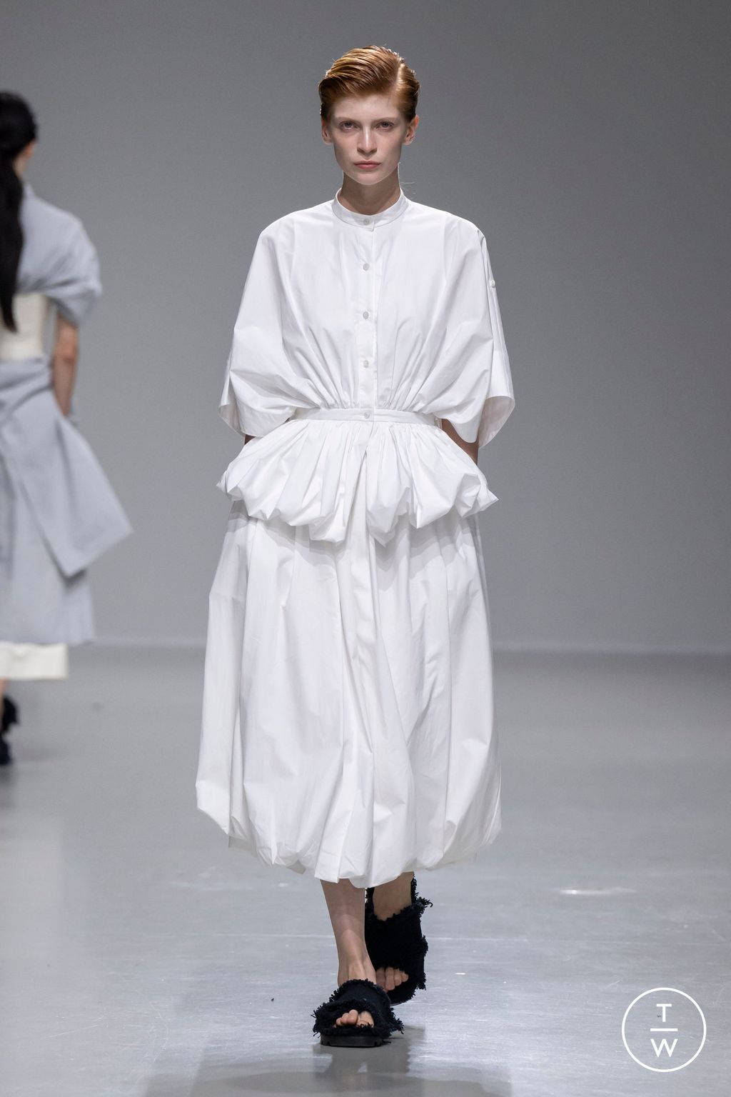 Fashion Week Paris Spring/Summer 2024 look 23 de la collection Dawei womenswear