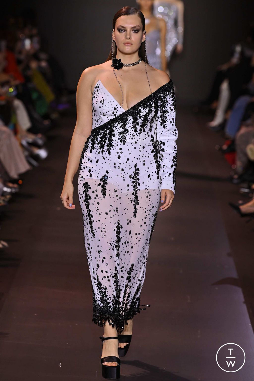 Fashion Week Paris Spring/Summer 2023 look 77 from the Georges Hobeika collection couture