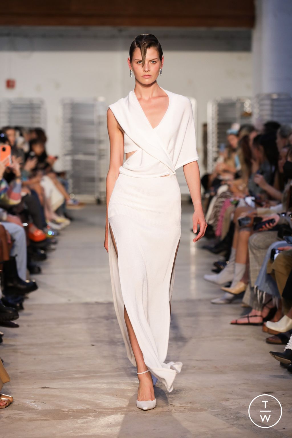 Fashion Week New York Spring/Summer 2023 look 4 from the Bevza collection 女装