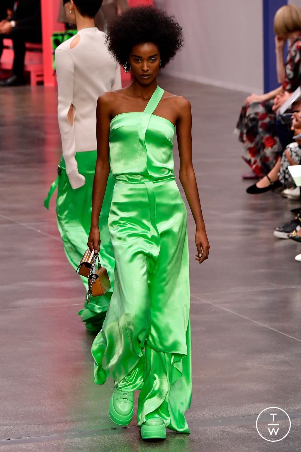 Fashion Week Milan Spring/Summer 2023 look 31 de la collection Fendi womenswear
