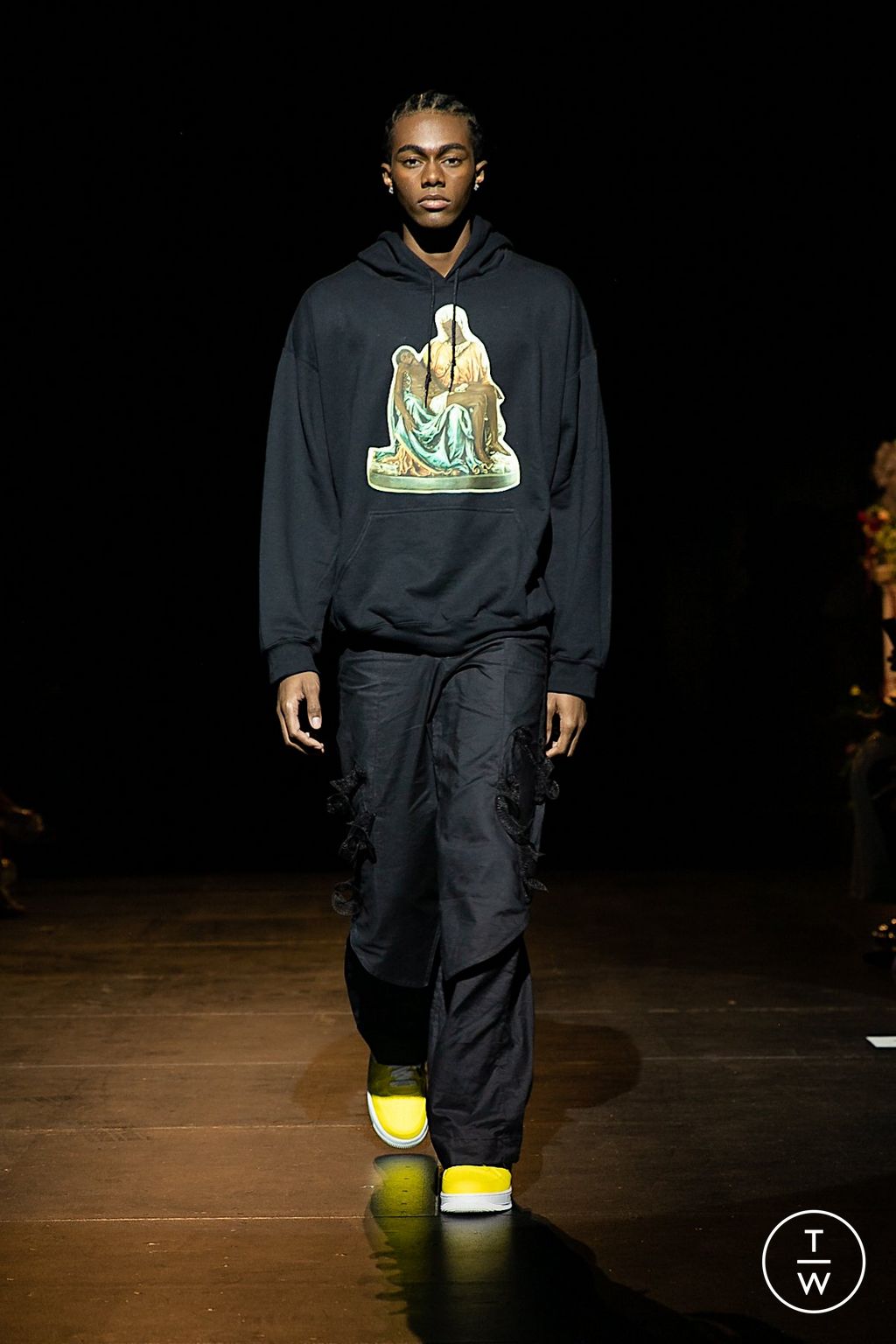 Fashion Week New York Spring/Summer 2023 look 31 from the Tia Adeola collection womenswear