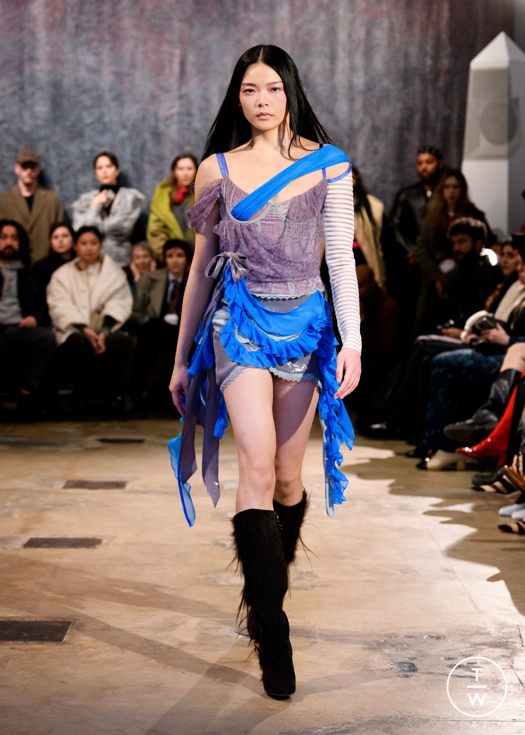 Fashion Week New York Fall/Winter 2024 look 22 from the Lou Dallas collection womenswear