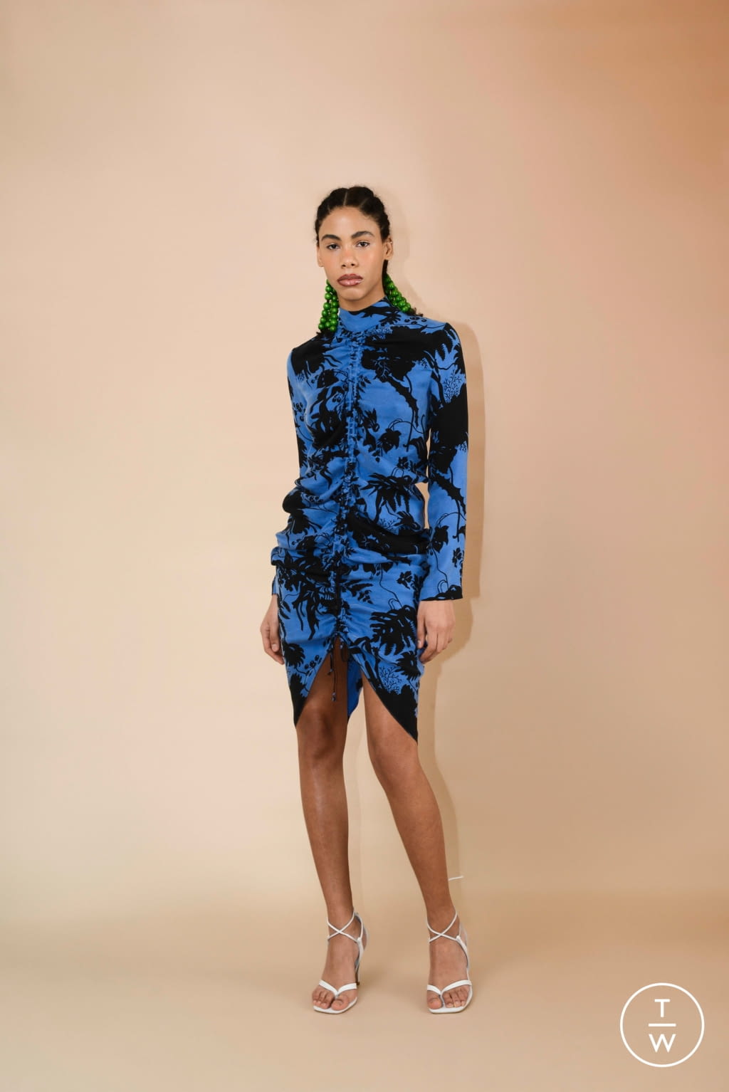 Fashion Week Paris Fall/Winter 2020 look 11 de la collection Materiel womenswear