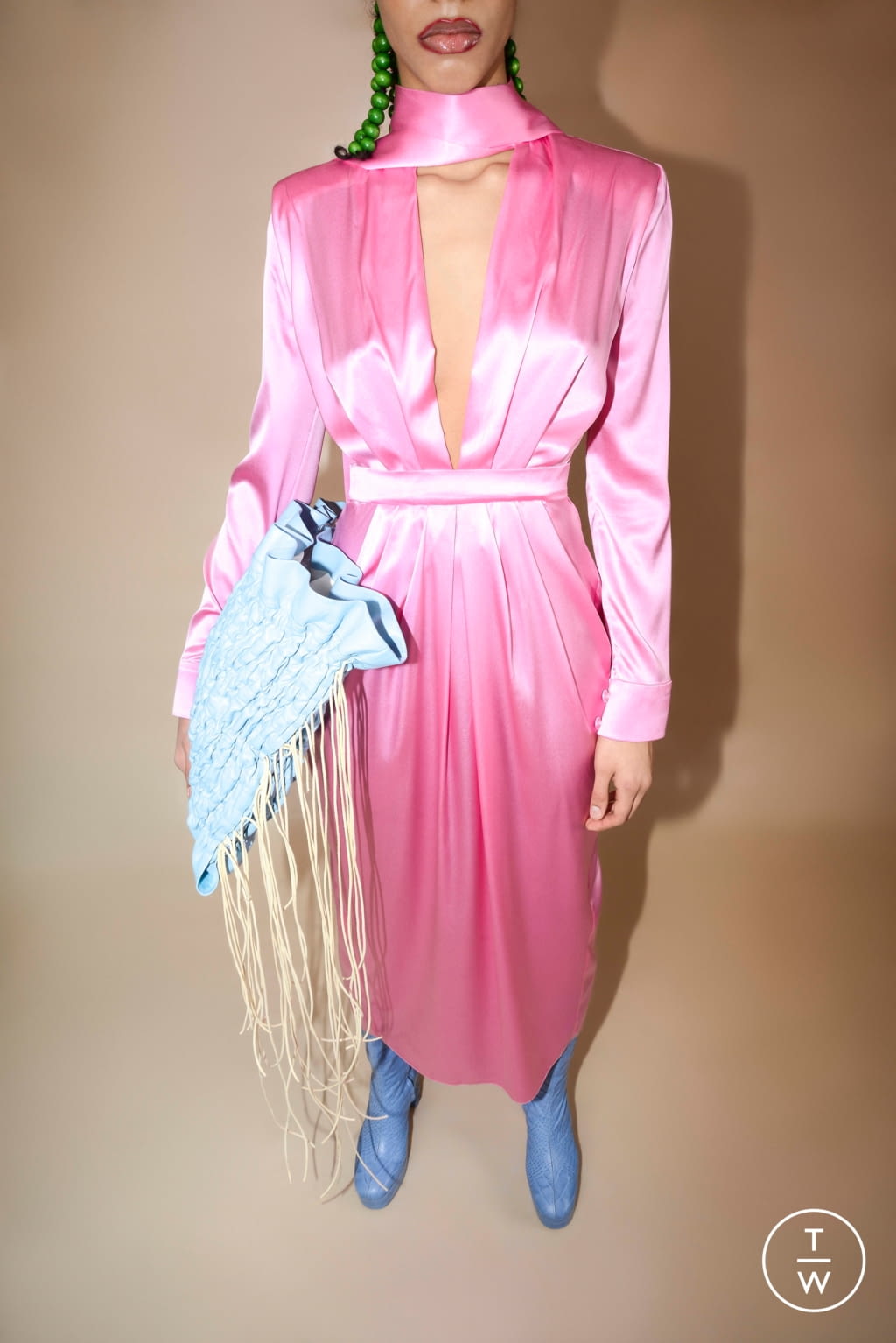 Fashion Week Paris Fall/Winter 2020 look 17 from the Materiel collection 女装