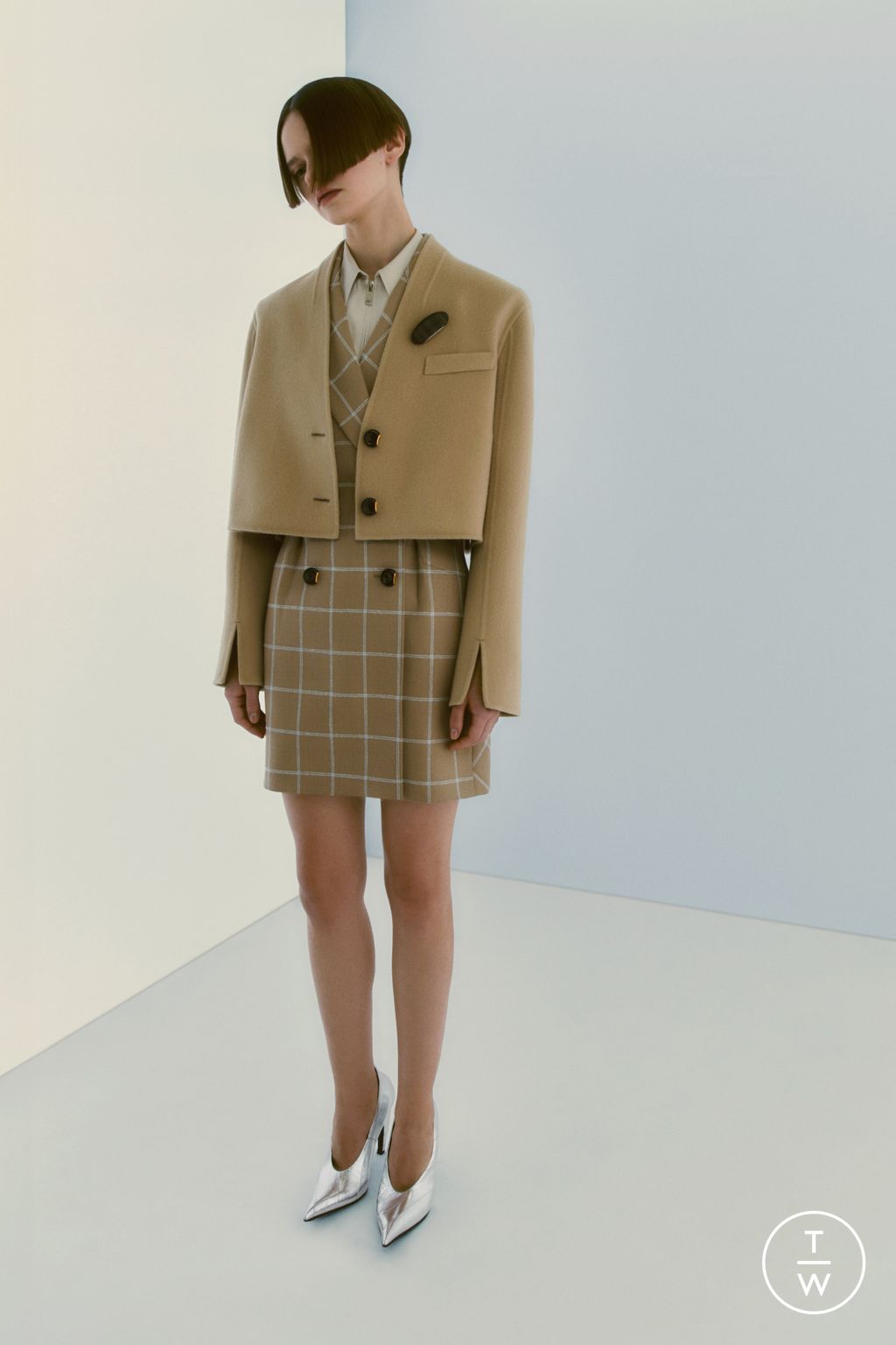 Fashion Week Milan Pre-Fall 2024 look 5 from the Del Core collection womenswear