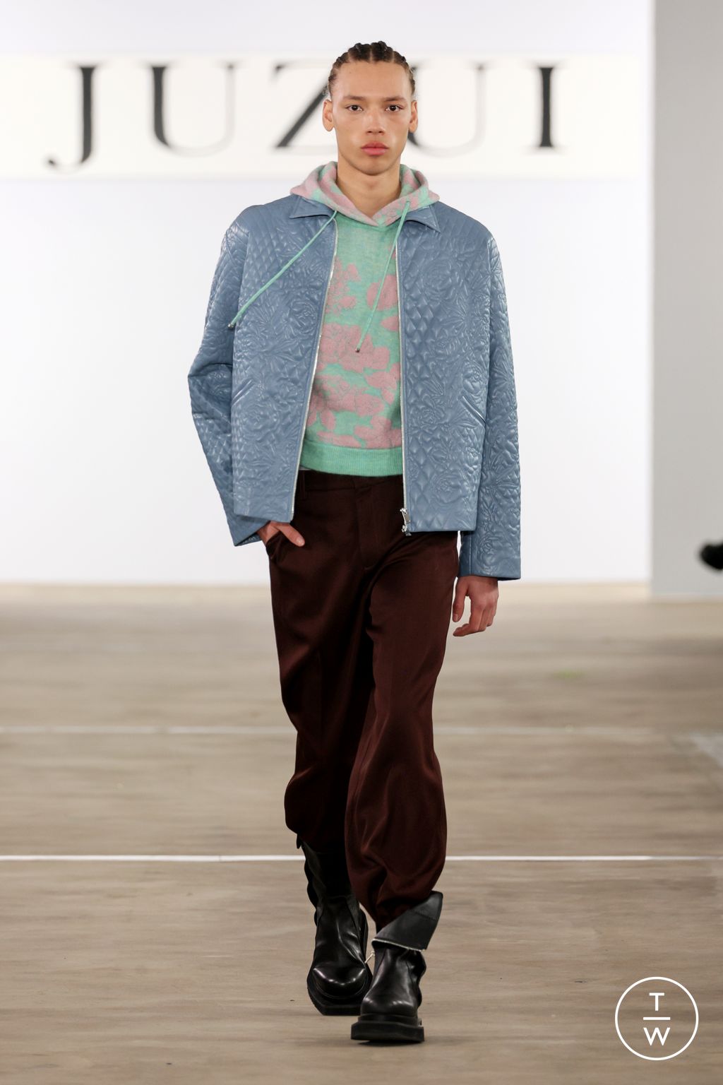 Fashion Week New York Fall/Winter 2024 look 17 from the Juzui collection womenswear