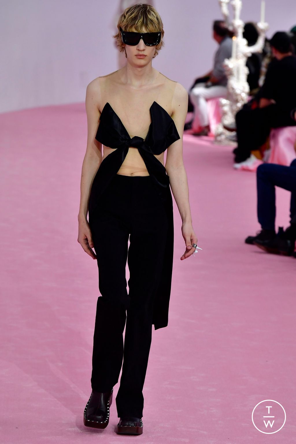 Fashion Week Paris Spring/Summer 2023 look 30 de la collection Acne Studios womenswear