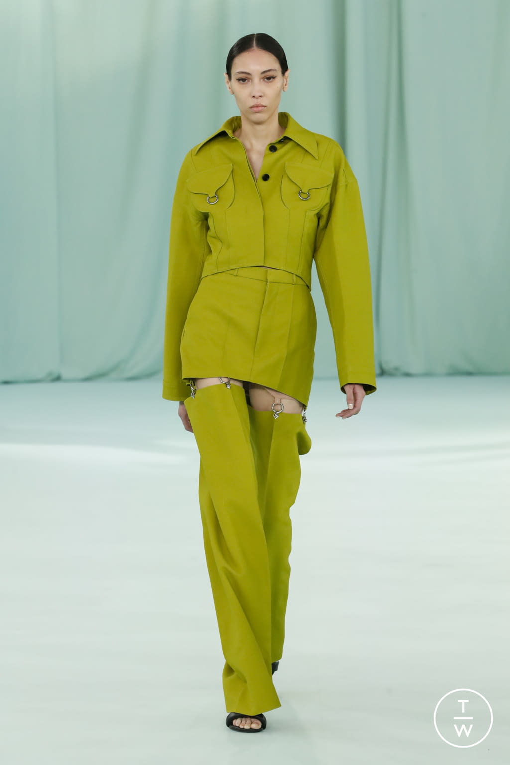 Fashion Week Milan Fall/Winter 2022 look 15 from the Del Core collection womenswear
